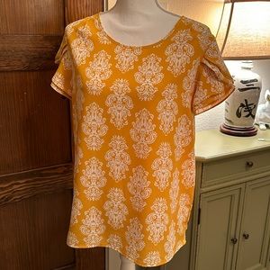41 Hawthorn Kerensa tulip blouse